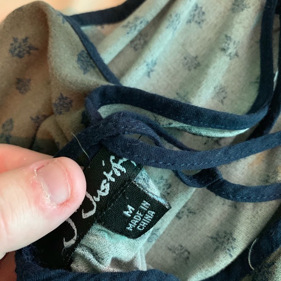 Dark green elephant dress - Picture 3 of 3